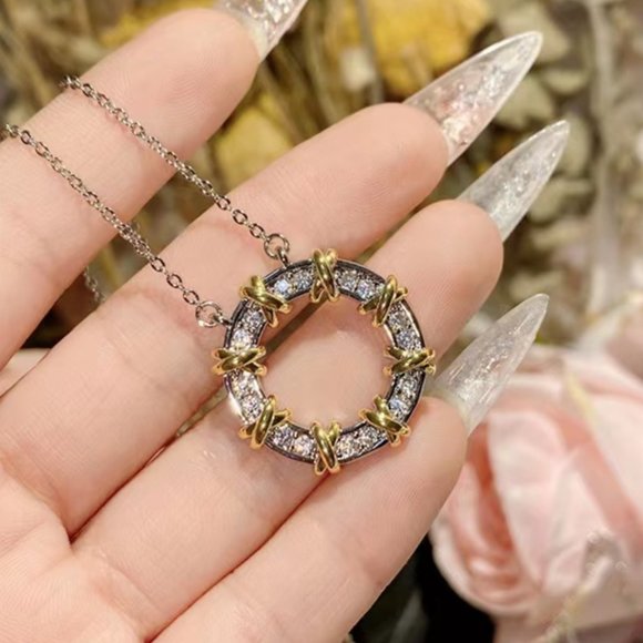 Zircon Flower Fork Necklace - Picture 4 of 7